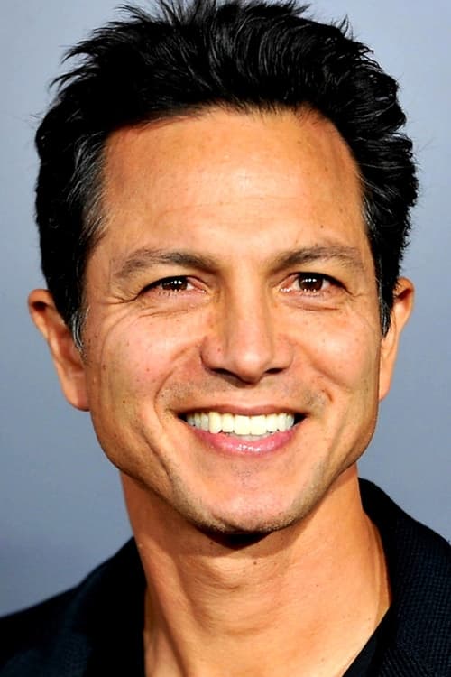 The actor Benjamin Bratt, Popcorn Reviews